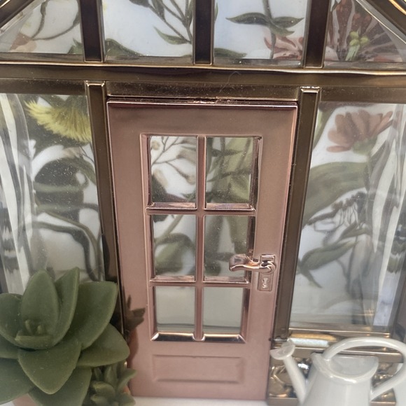 Bath & Body Works Green House Flower Wallflowers Plug Light Up Nightlight - Picture 9 of 16